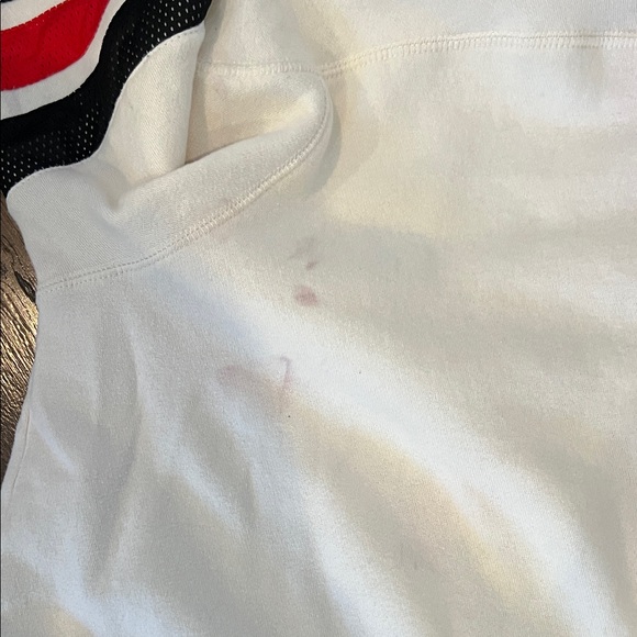 vintage CCM brand white lace-up jersey hoodie featuring the Chicago Blackhawks - Picture 7 of 9